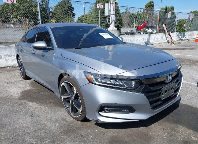 2018 Honda Accord SPORT (VIN 1HGCV1F32JA242906) main photo