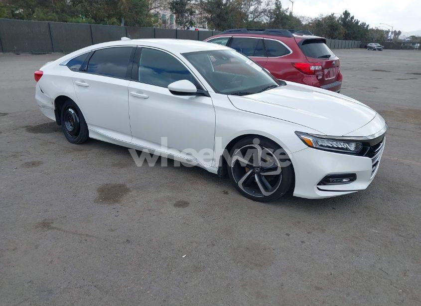2018 Honda Accord SPORT (VIN 1HGCV1F32JA264498) main photo