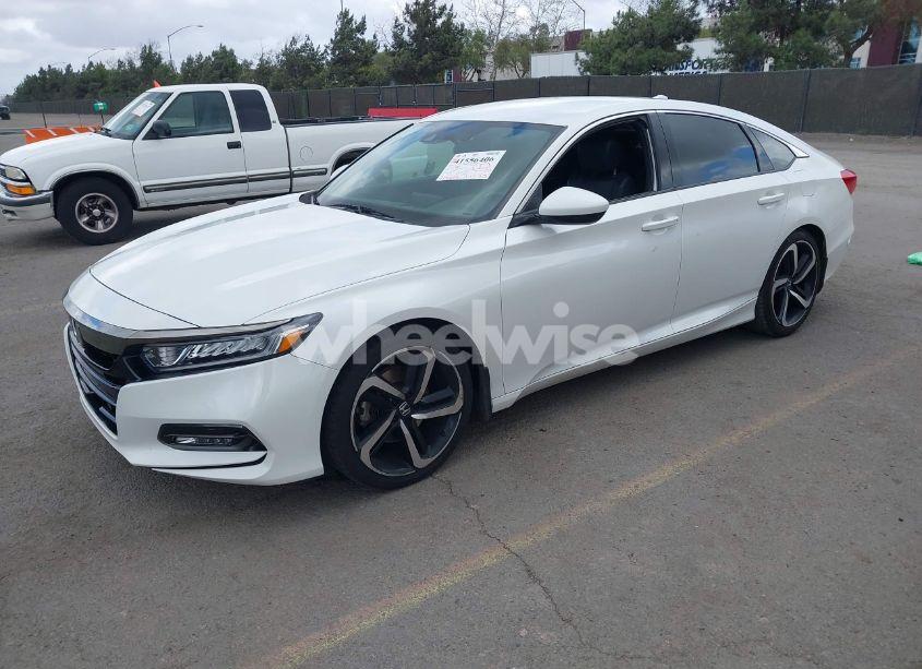Photo 2 of 2018 Honda Accord SPORT (VIN 1HGCV1F32JA264498)