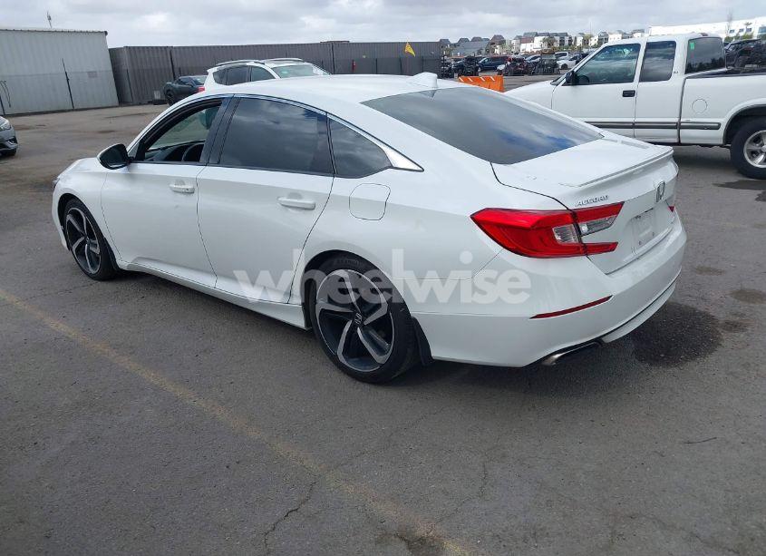 Photo 3 of 2018 Honda Accord SPORT (VIN 1HGCV1F32JA264498)