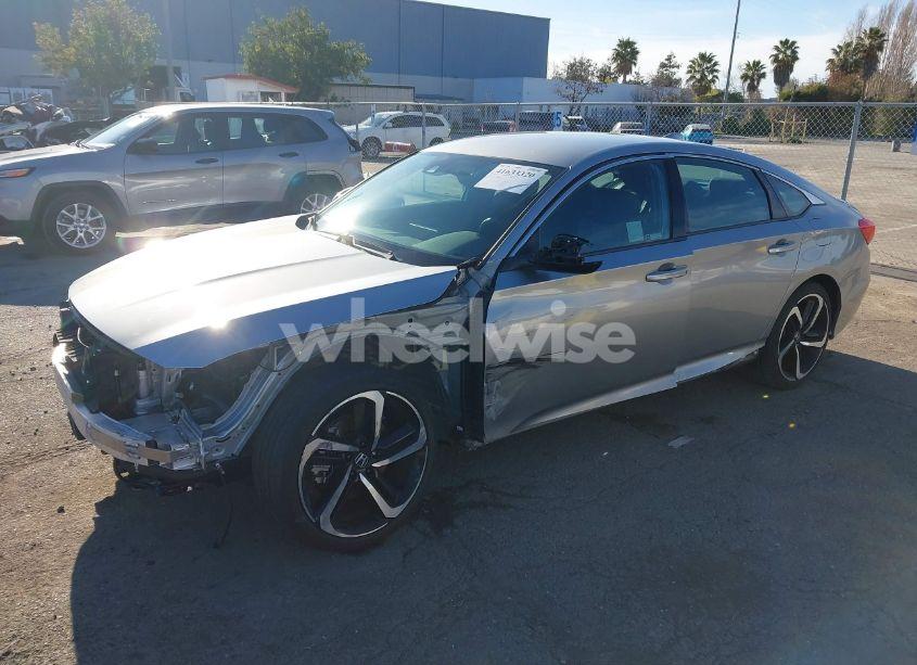 Photo 2 of 2019 Honda Accord SPORT (VIN 1HGCV1F32KA007861)