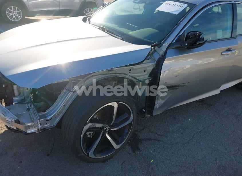 Photo 6 of 2019 Honda Accord SPORT (VIN 1HGCV1F32KA007861)