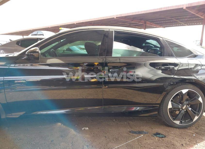 Photo 14 of 2019 Honda Accord SPORT (VIN 1HGCV1F32KA042349)