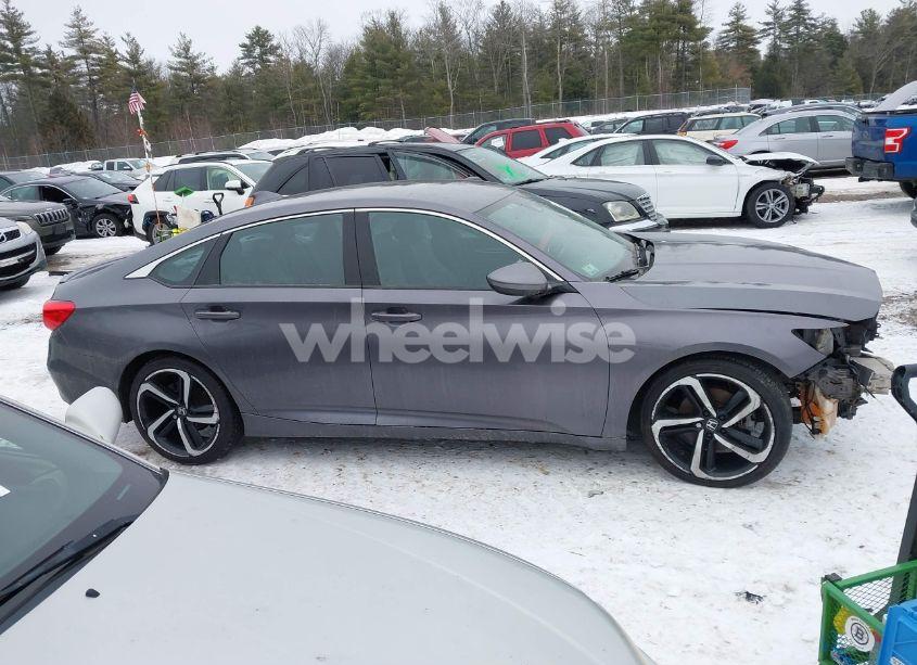 Photo 14 of 2019 Honda Accord SPORT (VIN 1HGCV1F32KA069373)