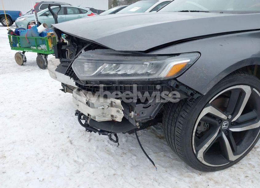 Photo 20 of 2019 Honda Accord SPORT (VIN 1HGCV1F32KA069373)