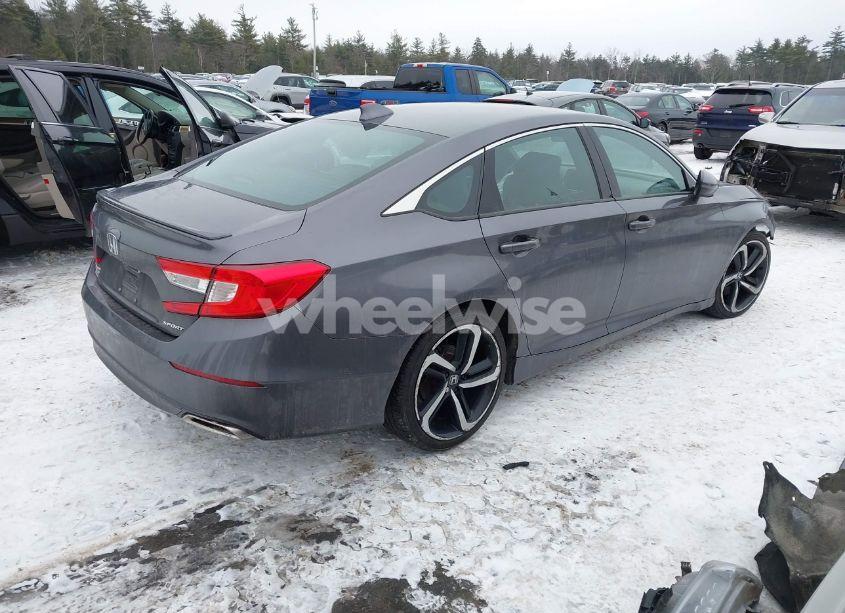 Photo 4 of 2019 Honda Accord SPORT (VIN 1HGCV1F32KA069373)
