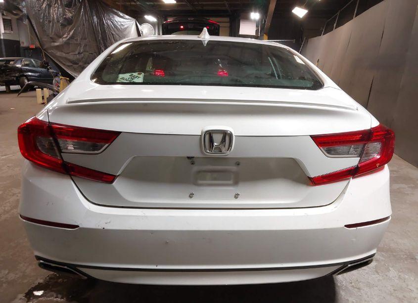 Photo 15 of 2019 Honda Accord SPORT (VIN 1HGCV1F32KA070507)