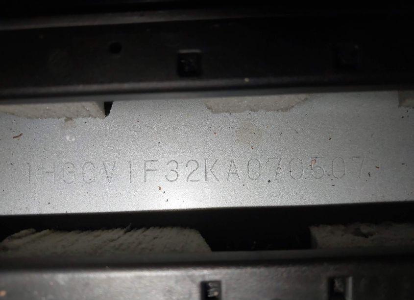 Photo 16 of 2019 Honda Accord SPORT (VIN 1HGCV1F32KA070507)