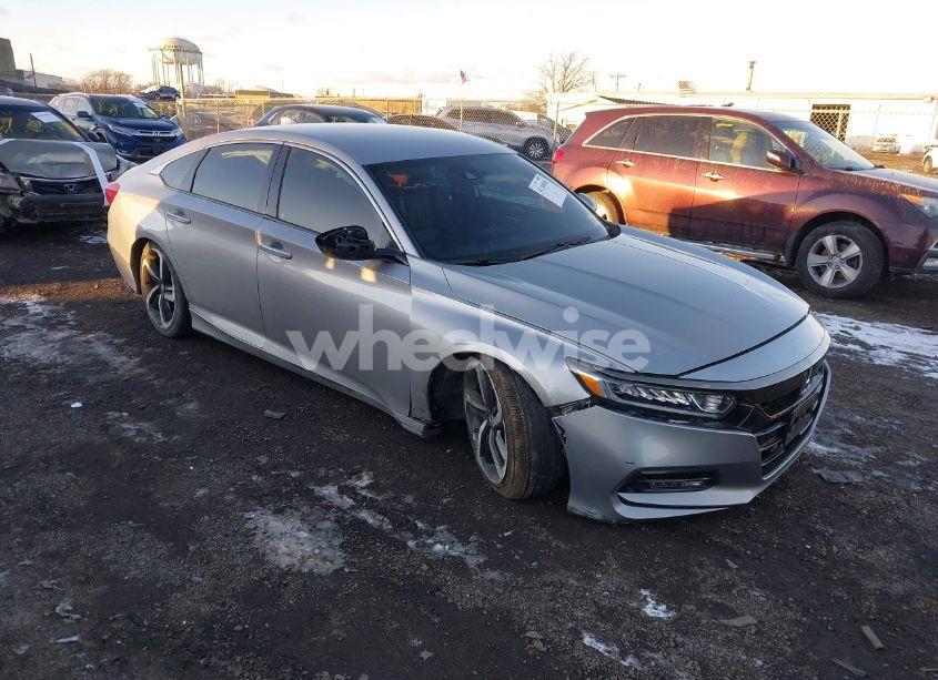 2019 Honda Accord SPORT (VIN 1HGCV1F32KA105045) main photo