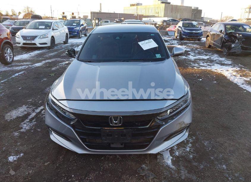 Photo 12 of 2019 Honda Accord SPORT (VIN 1HGCV1F32KA105045)