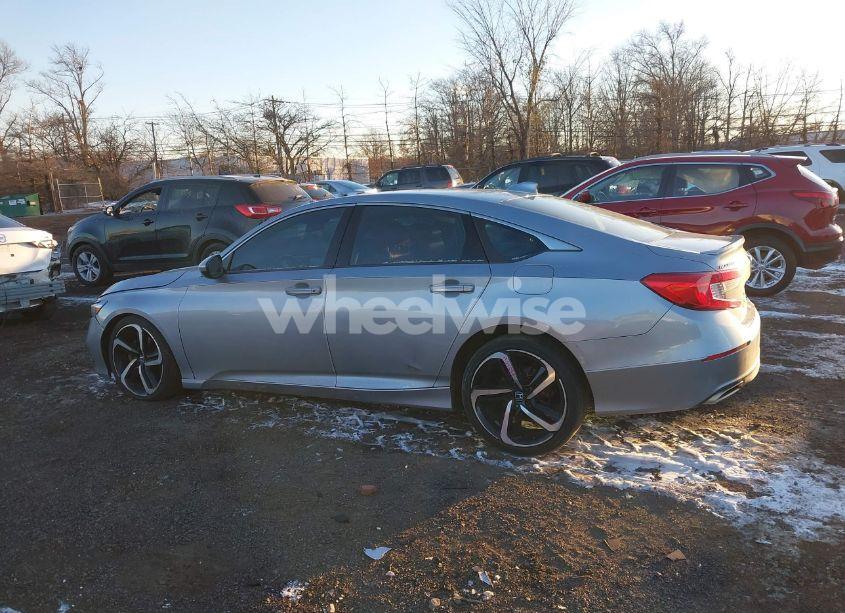 Photo 14 of 2019 Honda Accord SPORT (VIN 1HGCV1F32KA105045)