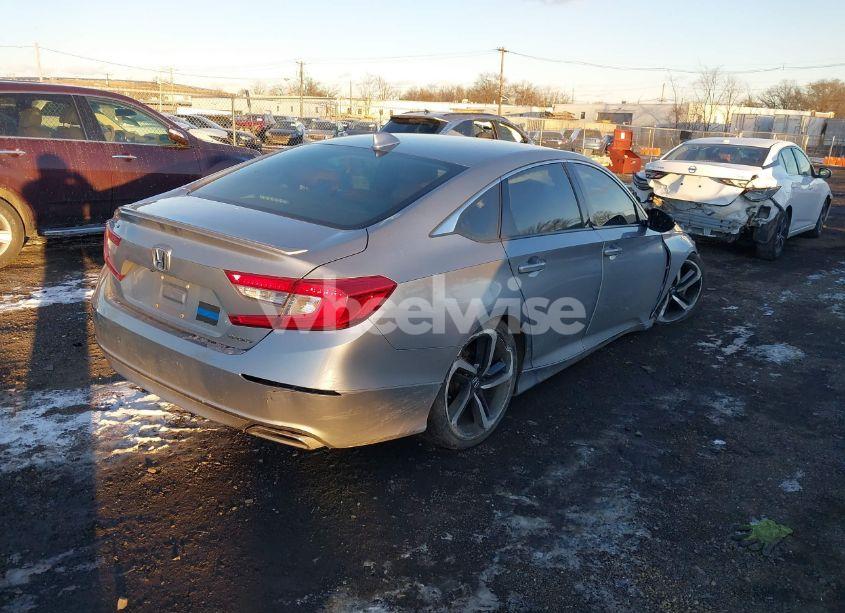 Photo 4 of 2019 Honda Accord SPORT (VIN 1HGCV1F32KA105045)