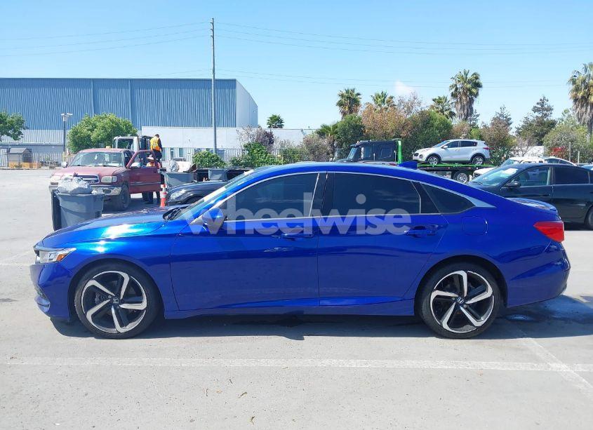 Photo 14 of 2019 Honda Accord SPORT (VIN 1HGCV1F32KA133038)