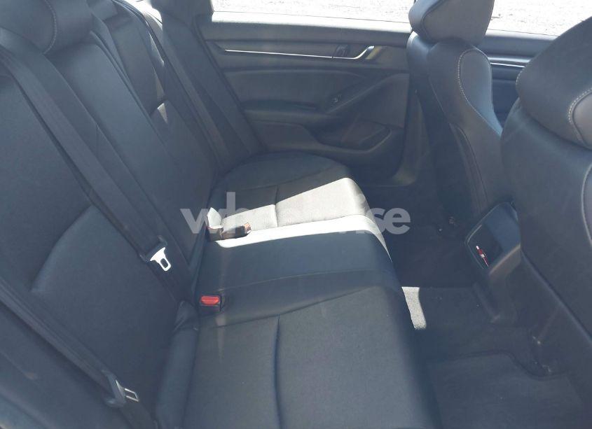 Photo 8 of 2019 Honda Accord SPORT (VIN 1HGCV1F32KA176049)