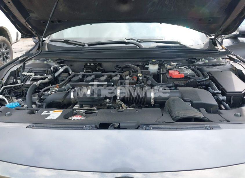 Photo 10 of 2020 Honda Accord SPORT (VIN 1HGCV1F32LA002810)