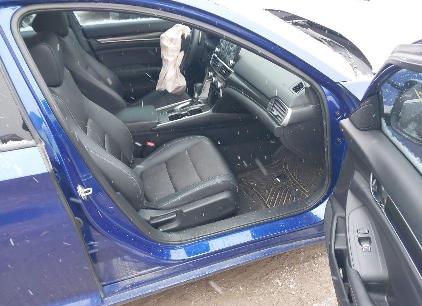 Photo 5 of 2020 Honda Accord SPORT (VIN 1HGCV1F32LA015718)