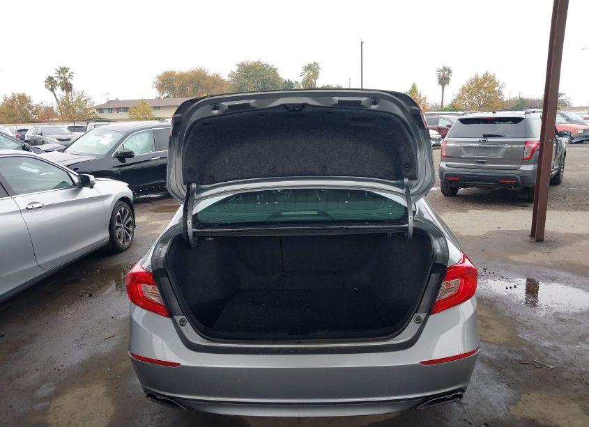 Photo 17 of 2020 Honda Accord SPORT (VIN 1HGCV1F32LA039257)