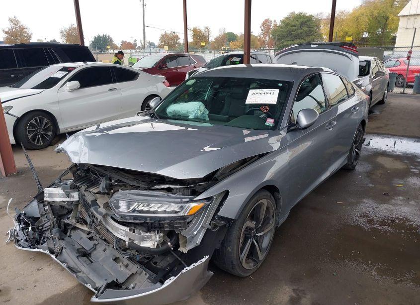 Photo 2 of 2020 Honda Accord SPORT (VIN 1HGCV1F32LA039257)