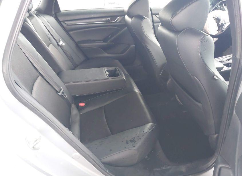 Photo 8 of 2020 Honda Accord SPORT (VIN 1HGCV1F32LA039257)