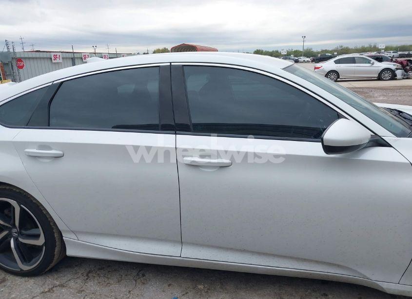 Photo 13 of 2020 Honda Accord SPORT (VIN 1HGCV1F32LA076891)