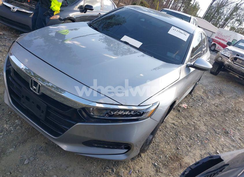 Photo 2 of 2020 Honda Accord SPORT (VIN 1HGCV1F32LA104169)