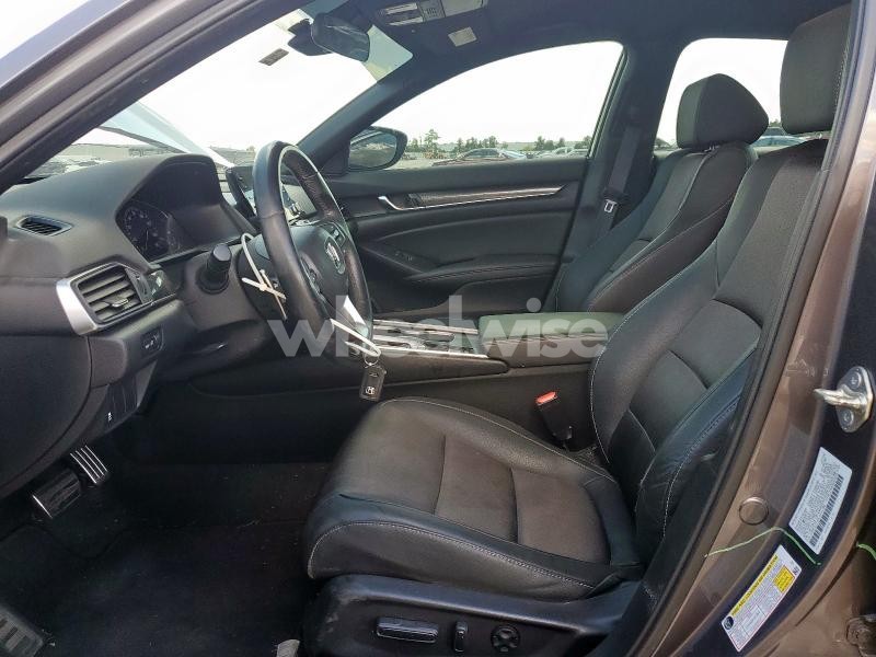 Photo 5 of 2020 HONDA ACCORD SPORT (VIN 1HGCV1F32LA111199)