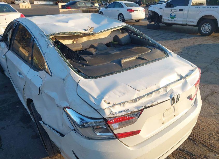 Photo 13 of 2020 Honda Accord SPORT (VIN 1HGCV1F32LA131680)