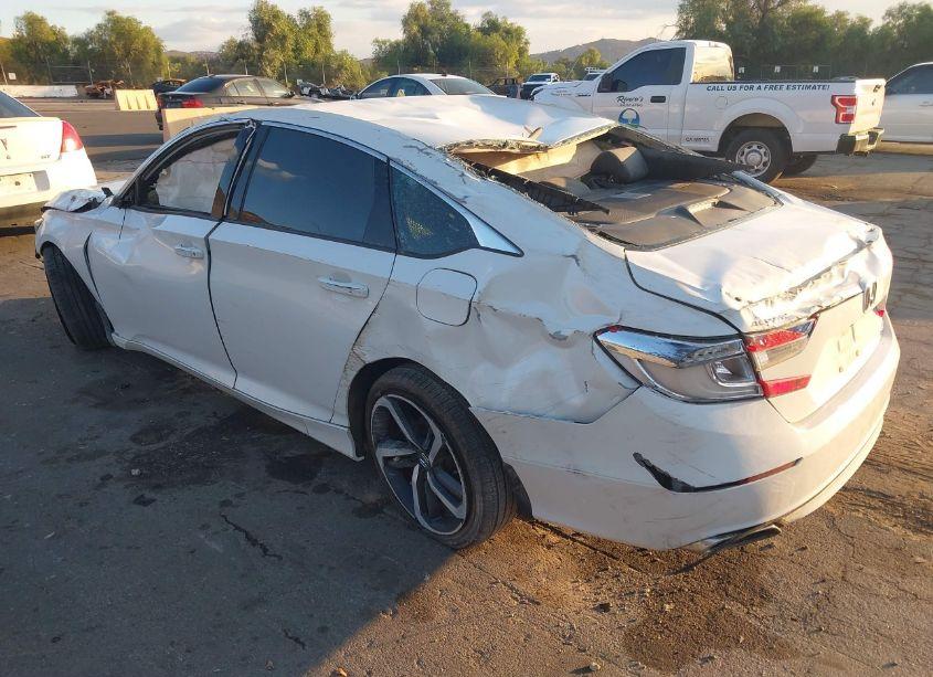 Photo 3 of 2020 Honda Accord SPORT (VIN 1HGCV1F32LA131680)