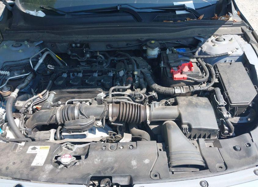 Photo 10 of 2022 Honda Accord SPORT (VIN 1HGCV1F32NA006083)