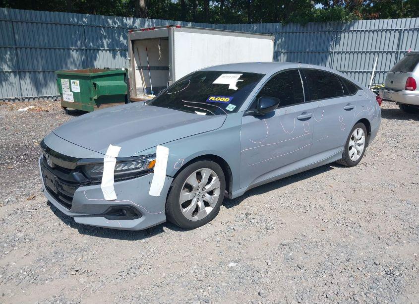 Photo 2 of 2022 Honda Accord SPORT (VIN 1HGCV1F32NA006083)