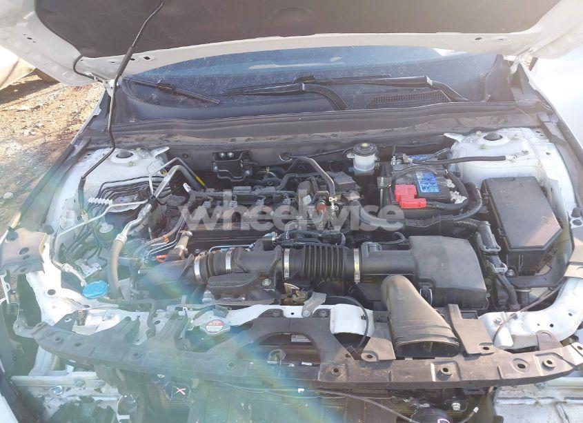 Photo 10 of 2022 Honda Accord SPORT (VIN 1HGCV1F32NA018203)