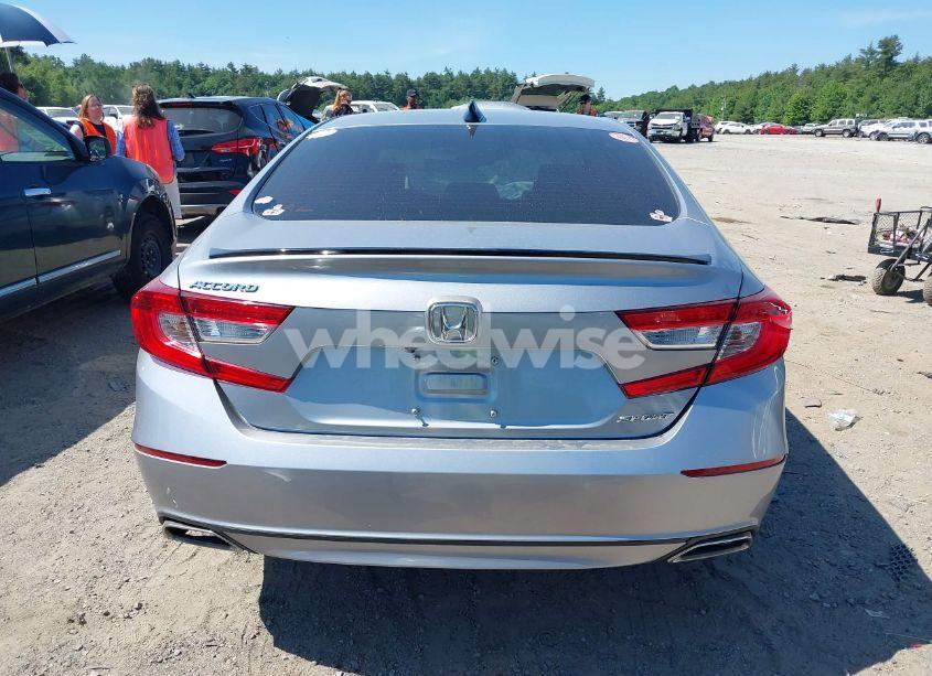 Photo 17 of 2022 Honda Accord SPORT (VIN 1HGCV1F32NA033798)