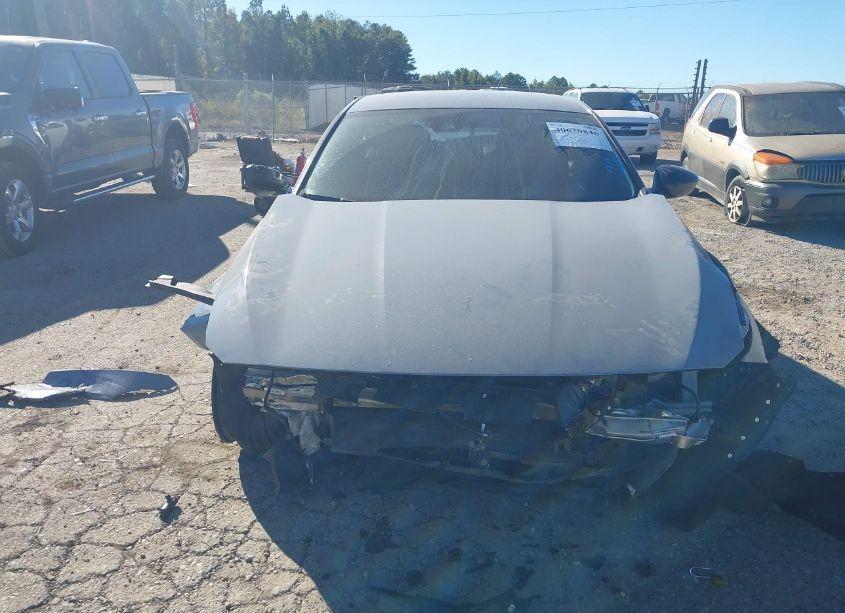 Photo 13 of 2022 Honda Accord SPORT (VIN 1HGCV1F32NA081107)