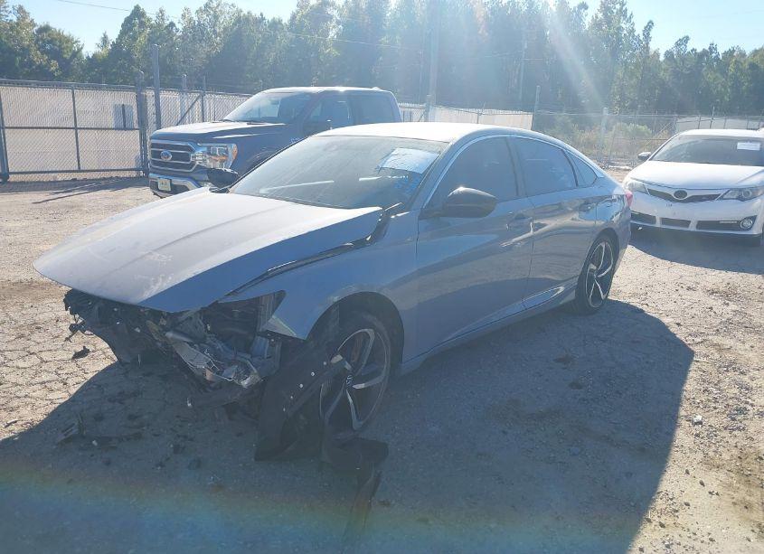 Photo 2 of 2022 Honda Accord SPORT (VIN 1HGCV1F32NA081107)
