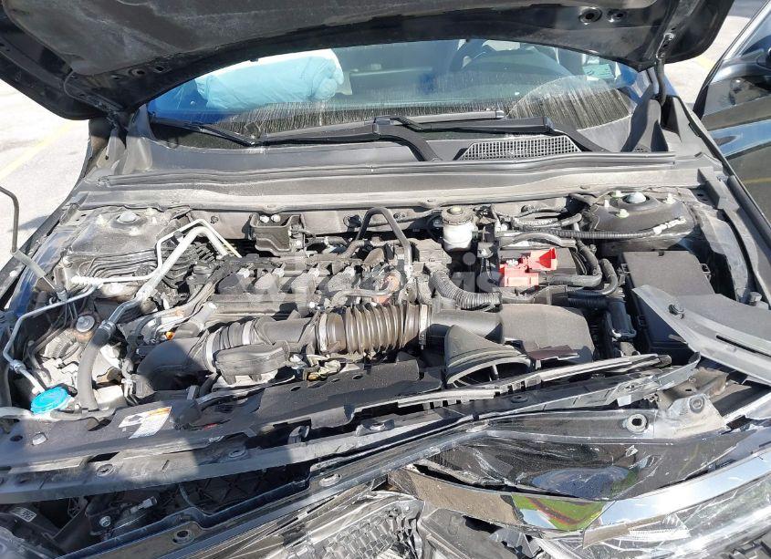 Photo 10 of 2022 Honda Accord SPORT (VIN 1HGCV1F32NA085822)