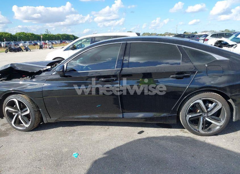 Photo 13 of 2022 Honda Accord SPORT (VIN 1HGCV1F32NA085822)