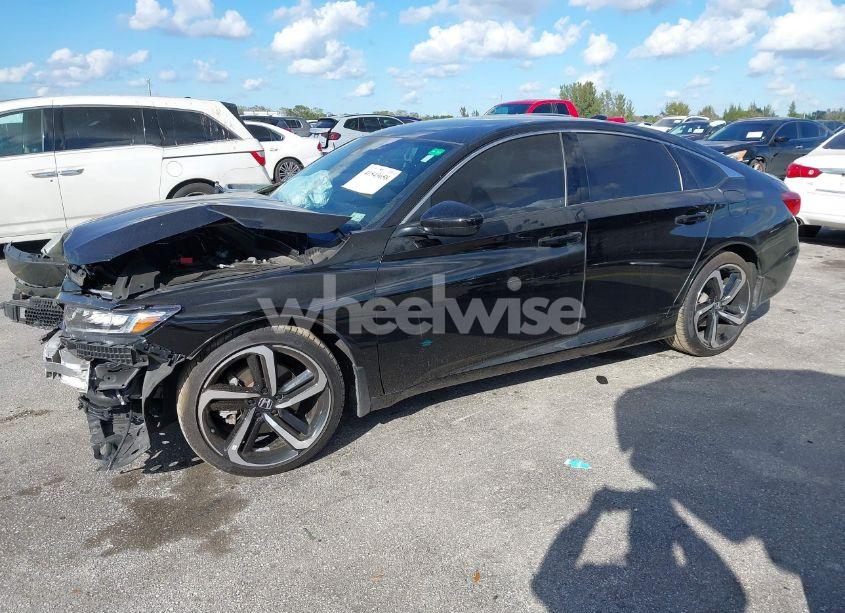 Photo 2 of 2022 Honda Accord SPORT (VIN 1HGCV1F32NA085822)