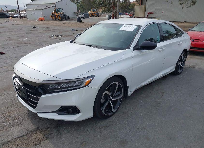 Photo 2 of 2022 Honda Accord SPORT (VIN 1HGCV1F32NA094990)