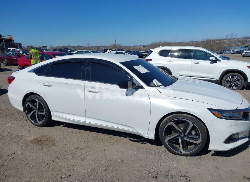 Photo 12 of 2022 Honda Accord SPORT (VIN 1HGCV1F32NA103929)