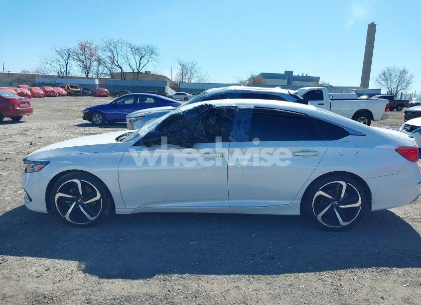 Photo 13 of 2022 Honda Accord SPORT (VIN 1HGCV1F32NA103929)