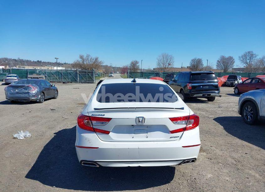 Photo 15 of 2022 Honda Accord SPORT (VIN 1HGCV1F32NA103929)