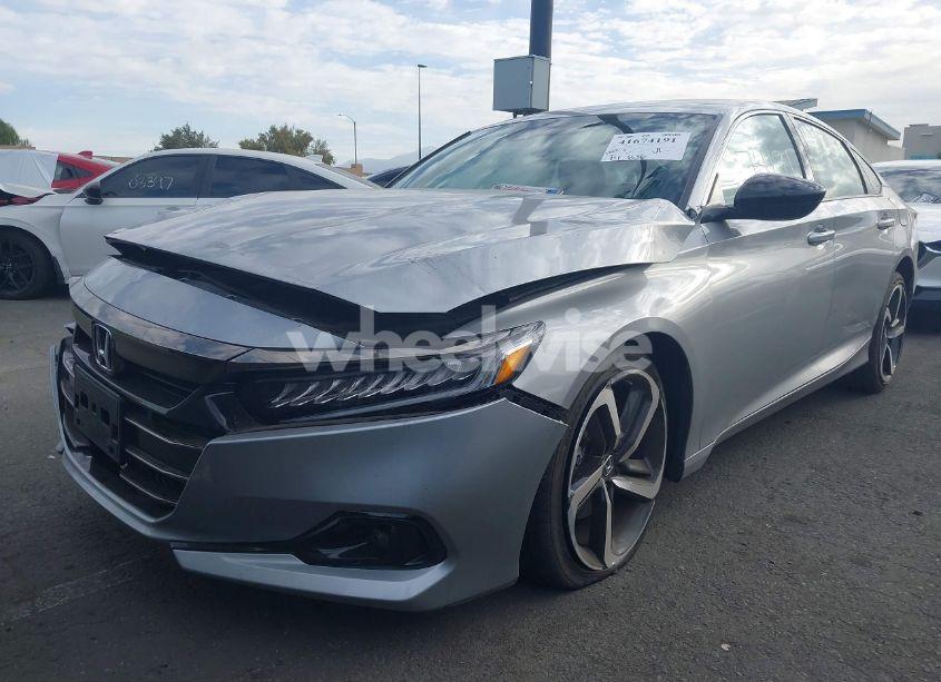 Photo 2 of 2022 Honda Accord SPORT (VIN 1HGCV1F32NA104921)