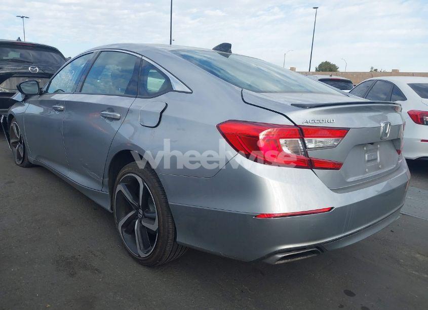 Photo 3 of 2022 Honda Accord SPORT (VIN 1HGCV1F32NA104921)