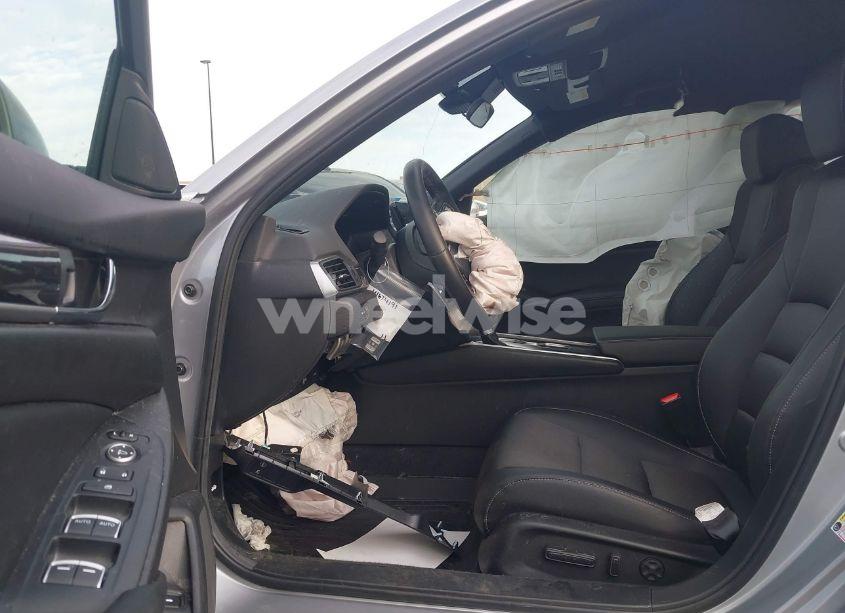 Photo 5 of 2022 Honda Accord SPORT (VIN 1HGCV1F32NA104921)