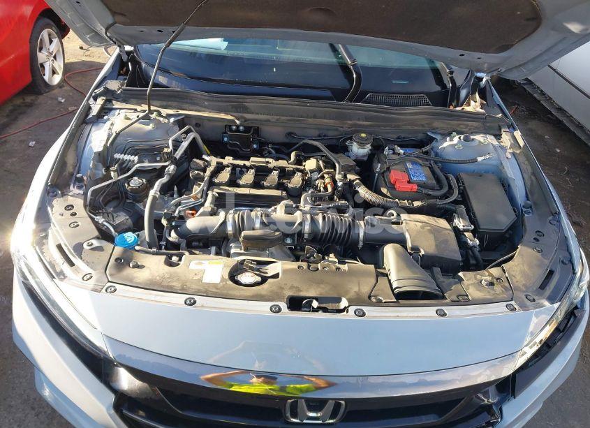 Photo 10 of 2022 Honda Accord SPORT (VIN 1HGCV1F32NA108841)