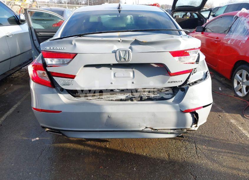 Photo 6 of 2022 Honda Accord SPORT (VIN 1HGCV1F32NA108841)