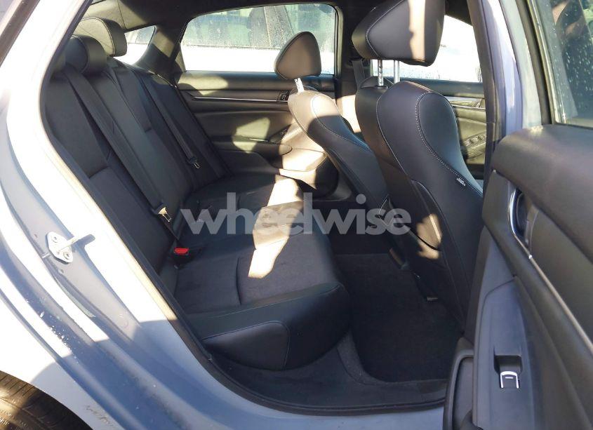 Photo 8 of 2022 Honda Accord SPORT (VIN 1HGCV1F32NA108841)