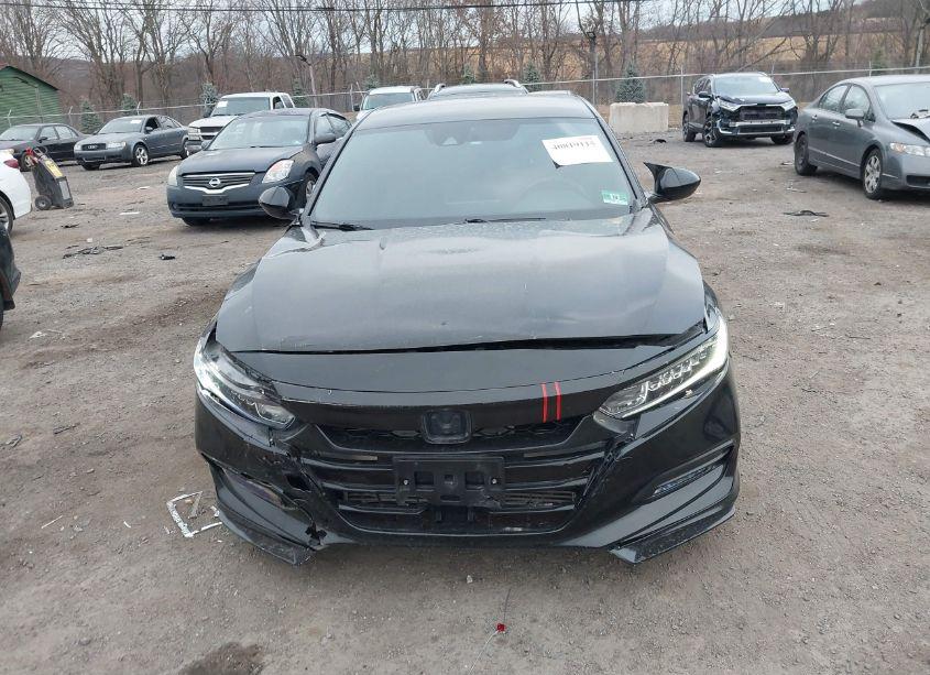 Photo 12 of 2018 Honda Accord SPORT (VIN 1HGCV1F33JA030001)