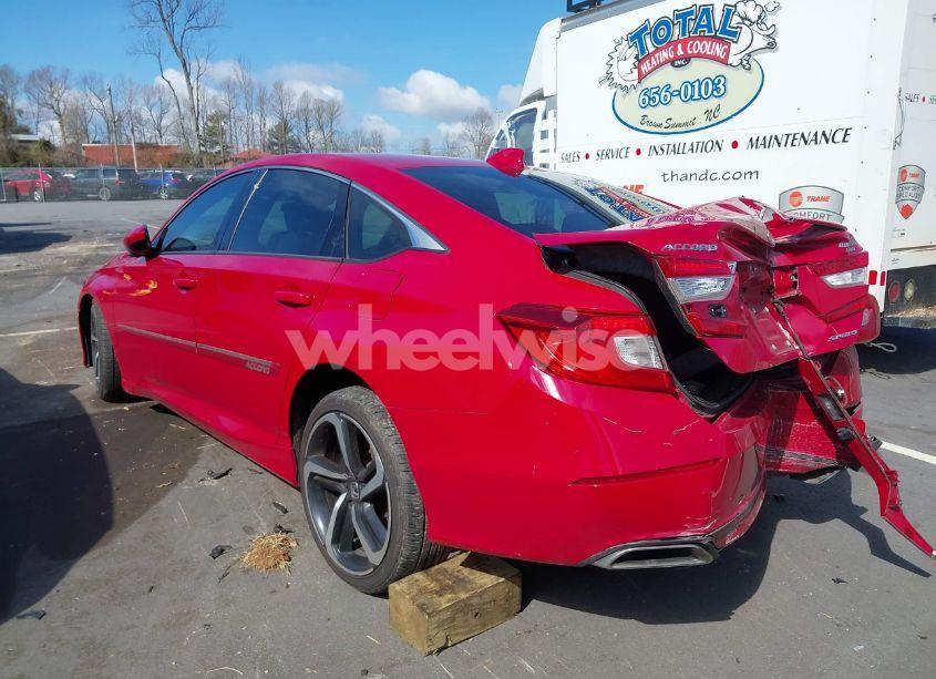 Photo 3 of 2018 Honda Accord SPORT (VIN 1HGCV1F33JA054573)