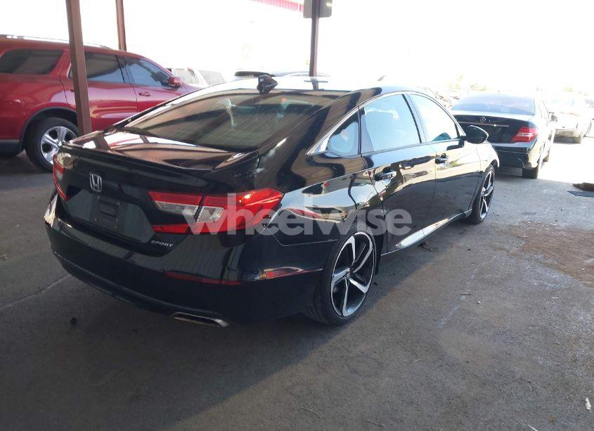 Photo 4 of 2018 Honda Accord SPORT (VIN 1HGCV1F33JA081403)